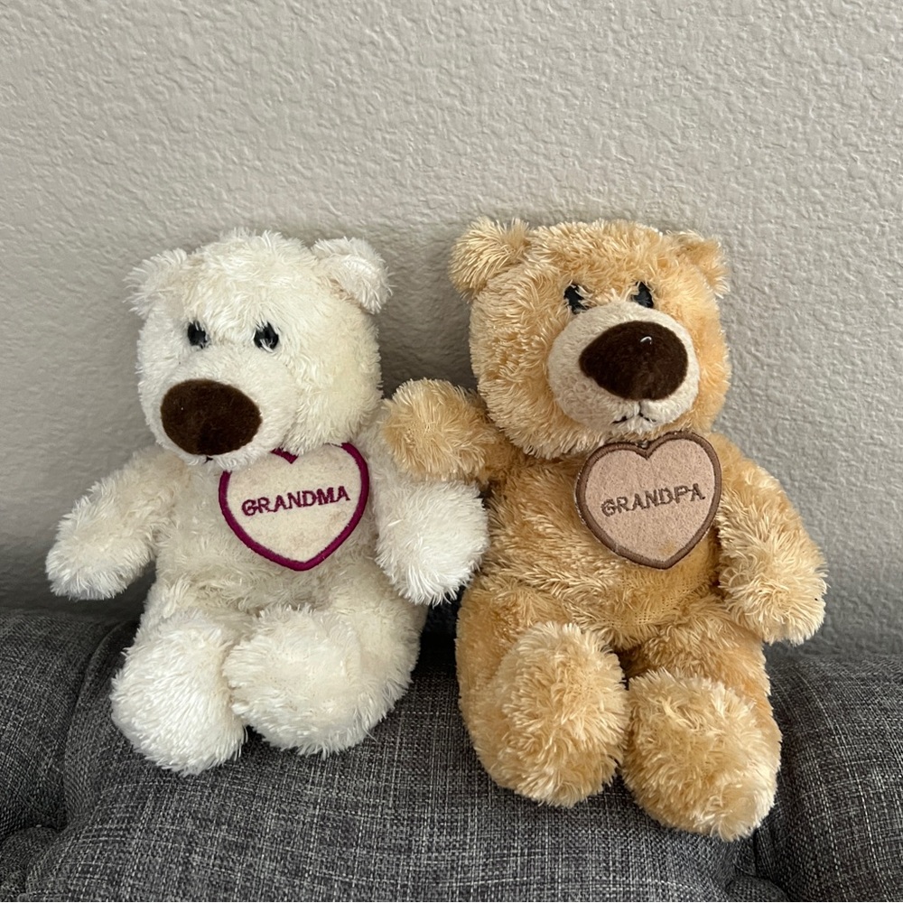 FREE WITH PURCHASE Grandma and Grandpa plush bears